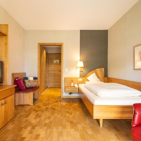 Menschels Vitalresort Meddersheim Eksteriør bilde