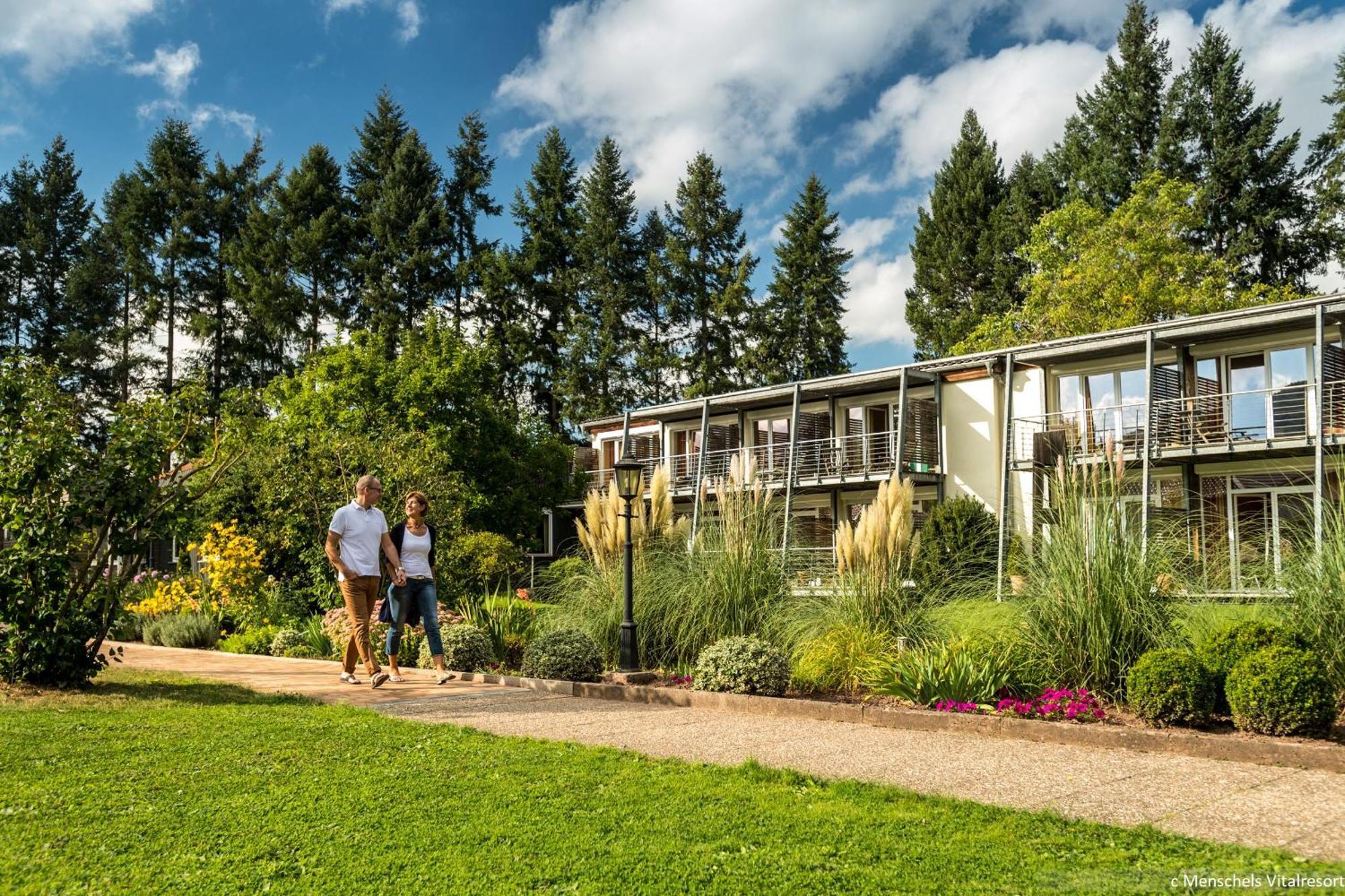 Menschels Vitalresort Meddersheim Eksteriør bilde